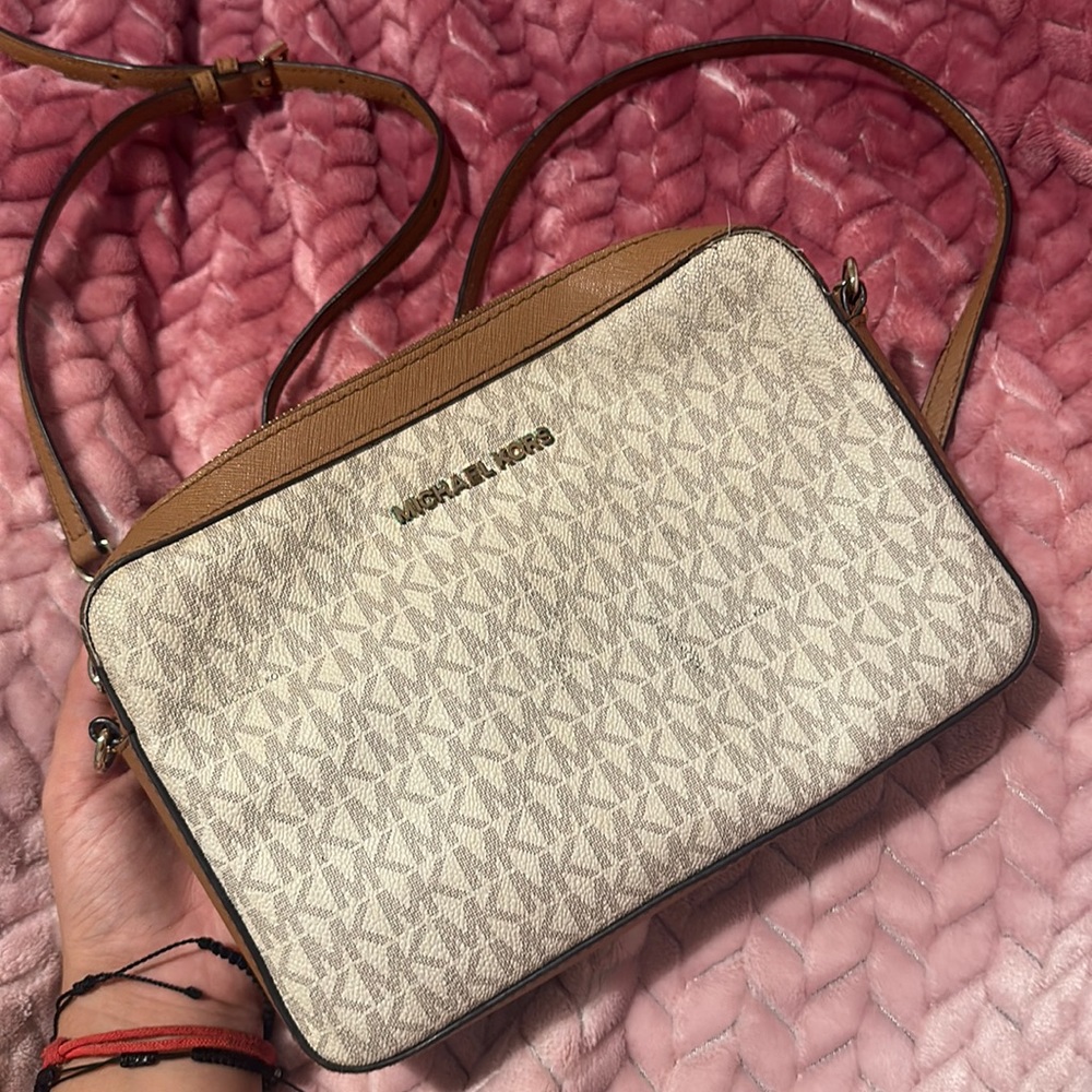 Michael Kors set matching bag and wallet